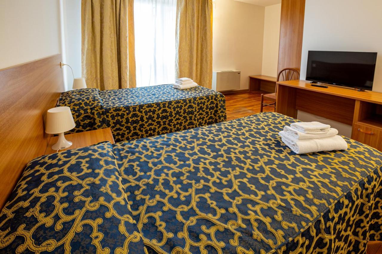 Hotel Villa Strassoldo "Ex Attianese Hotel Restaurant" Cervignano del Friuli Εξωτερικό φωτογραφία