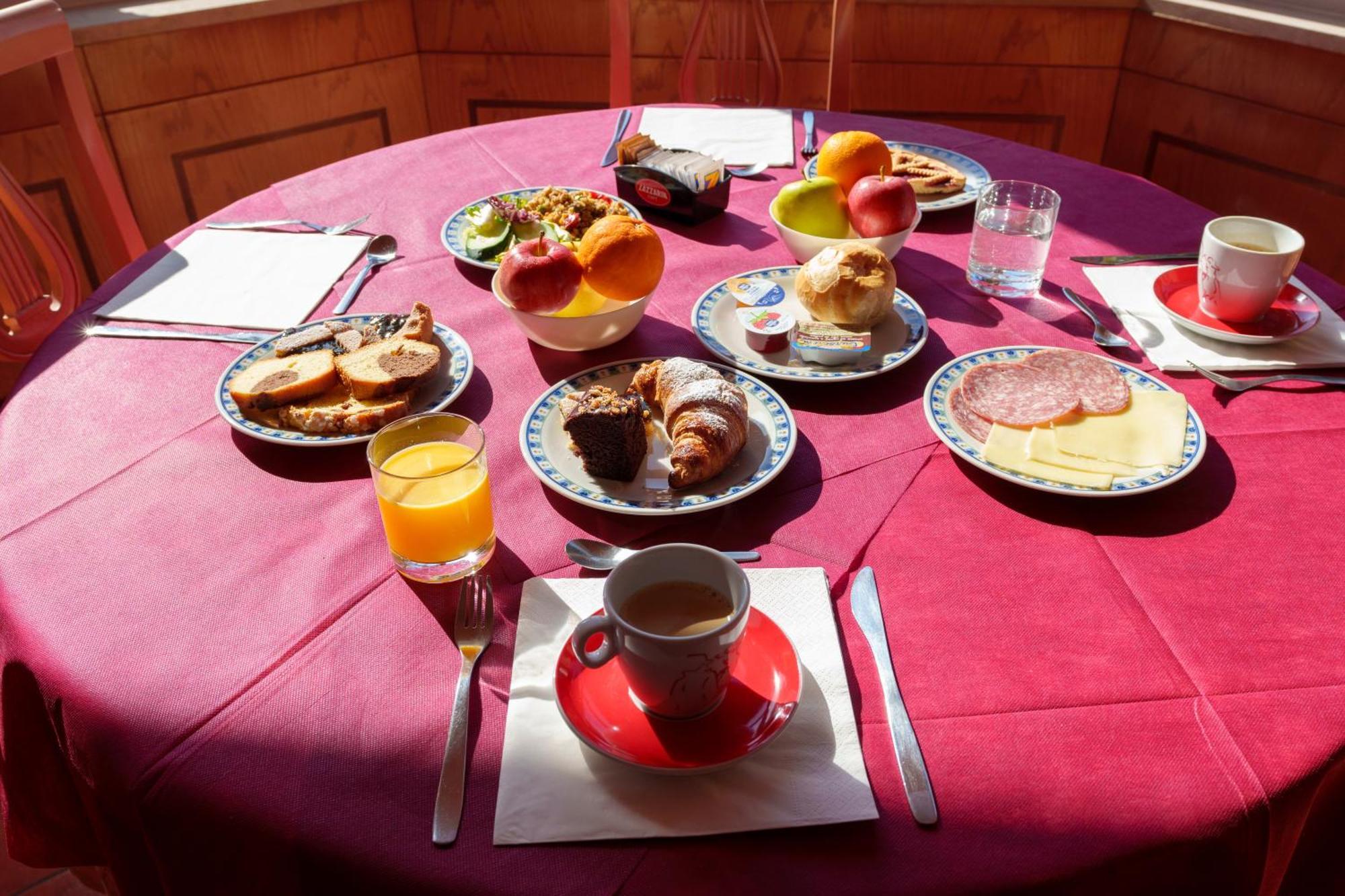 Hotel Villa Strassoldo "Ex Attianese Hotel Restaurant" Cervignano del Friuli Εξωτερικό φωτογραφία