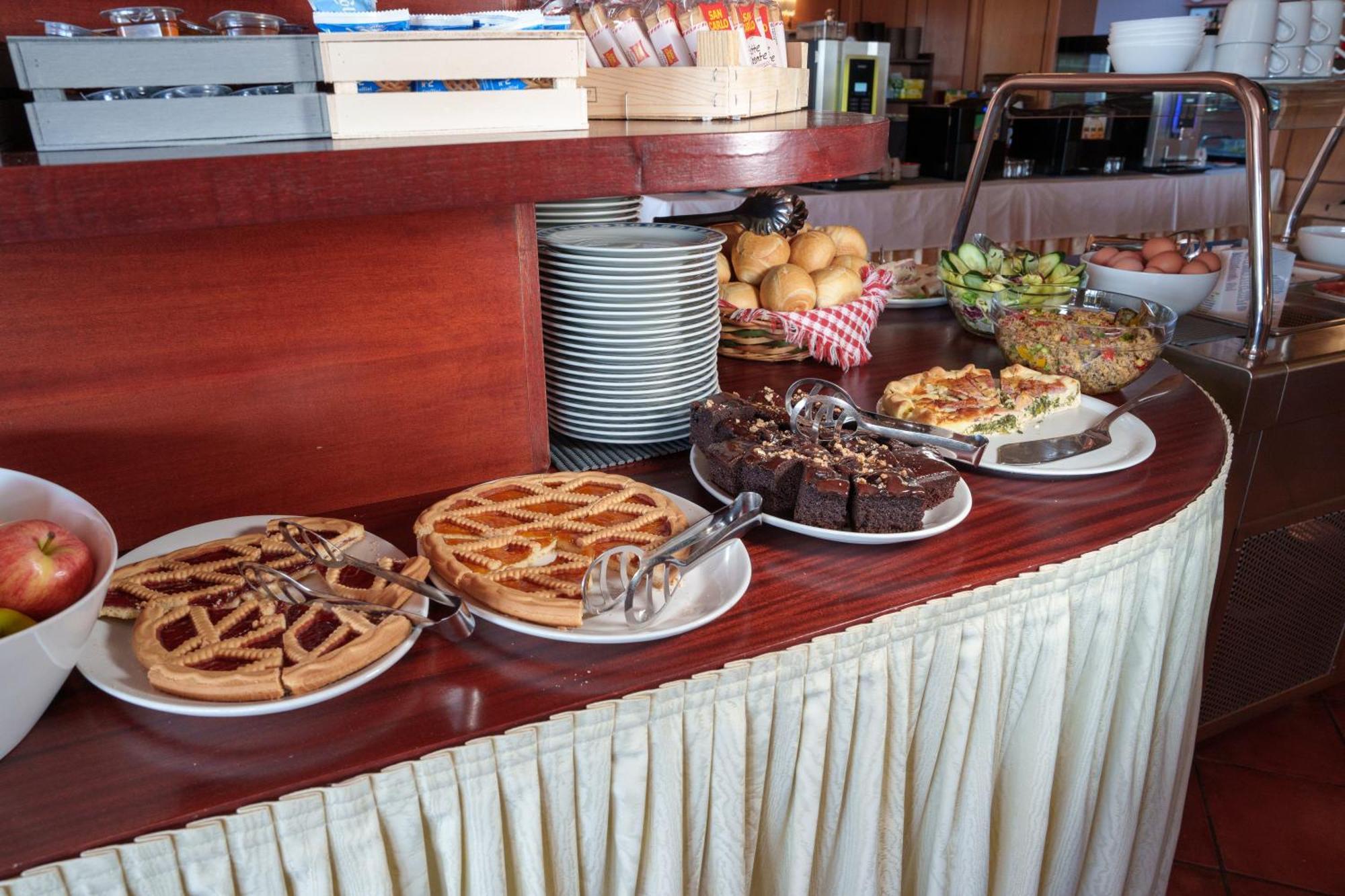 Hotel Villa Strassoldo "Ex Attianese Hotel Restaurant" Cervignano del Friuli Εξωτερικό φωτογραφία