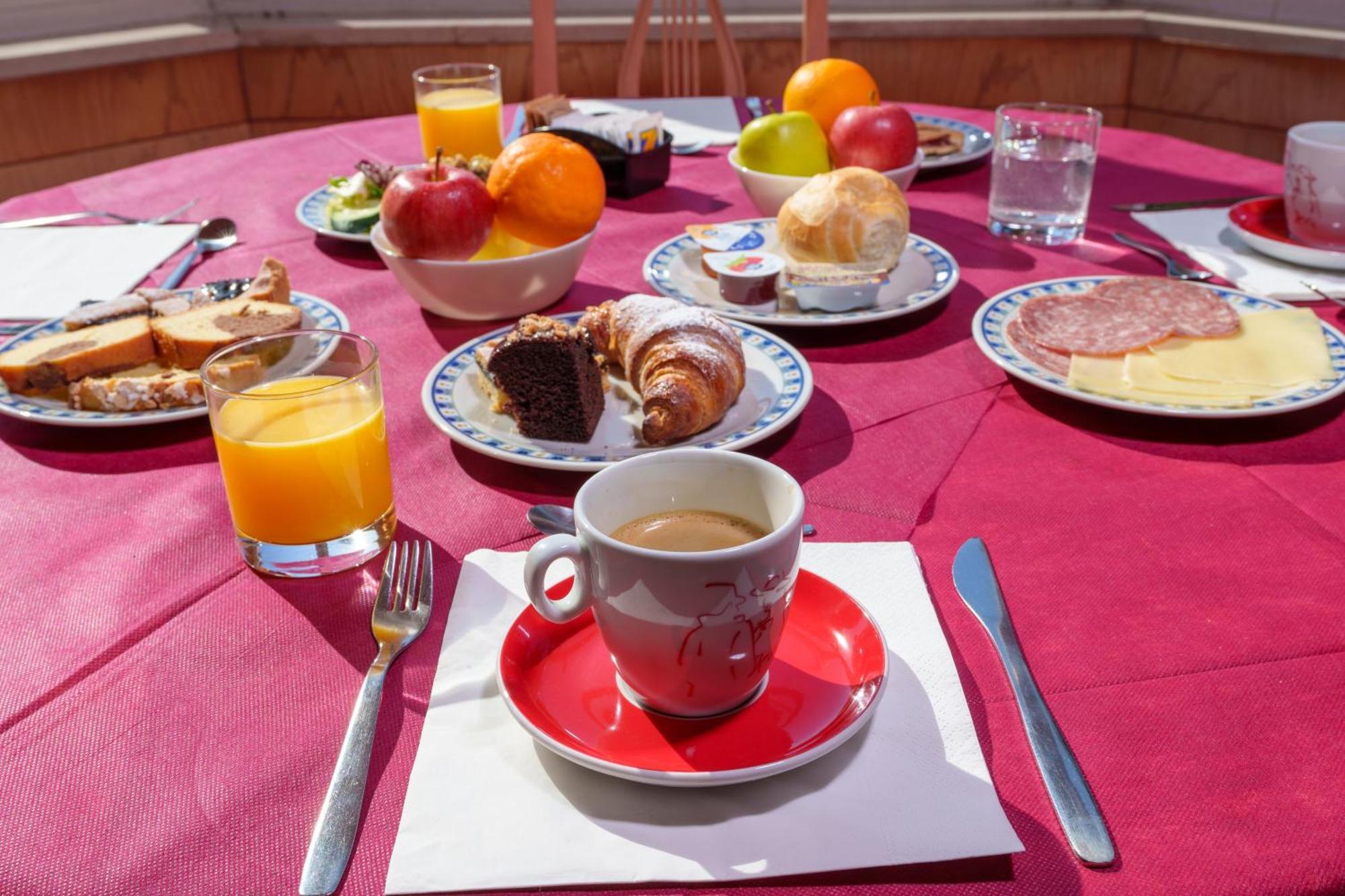 Hotel Villa Strassoldo "Ex Attianese Hotel Restaurant" Cervignano del Friuli Εξωτερικό φωτογραφία
